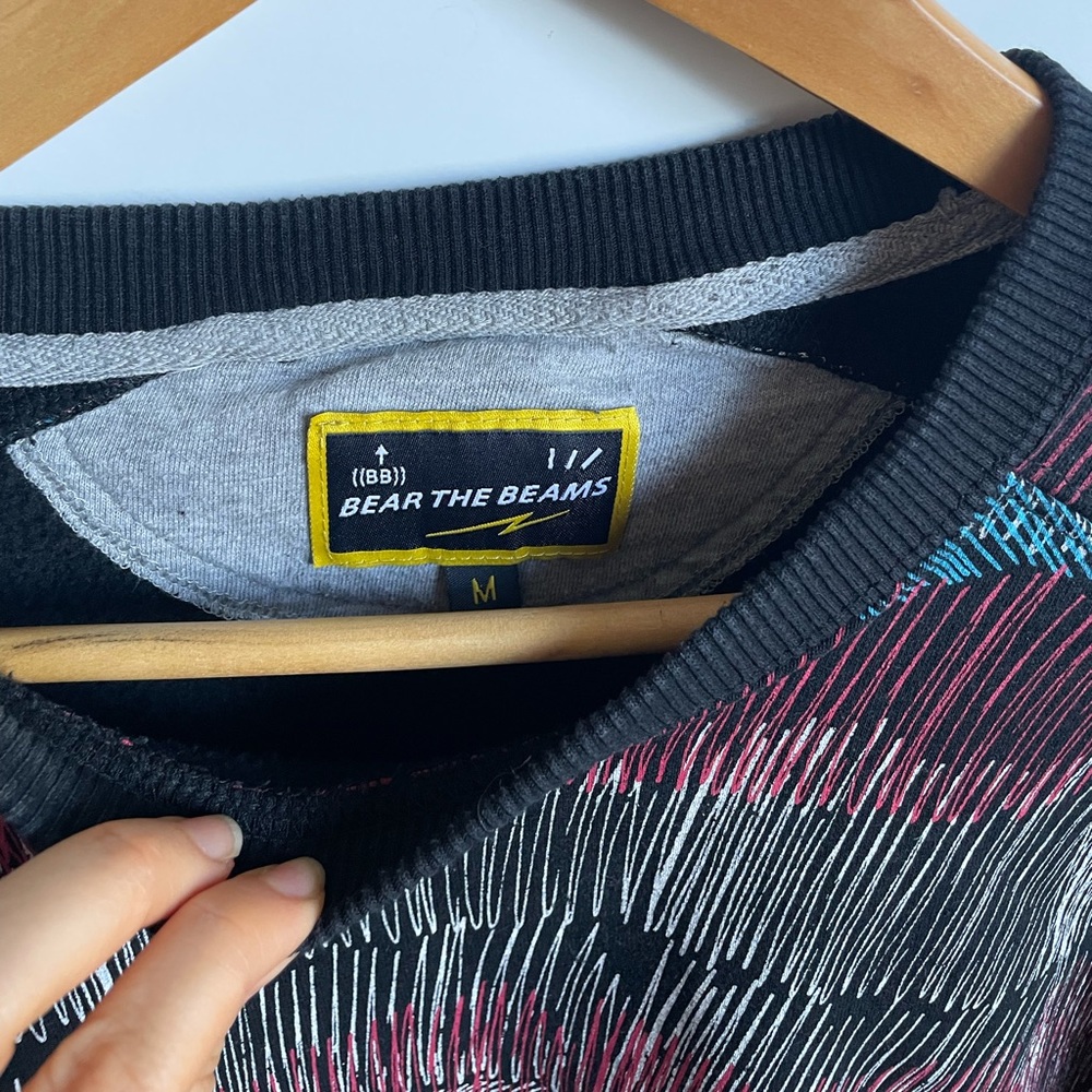 Fun pattern pocket sweatshirt - Picture 5 of 9